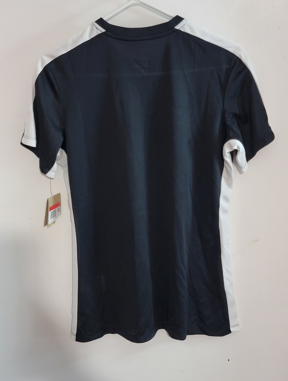 Nike Black and White Performance Tee with Swoosh Tag - Picture 6 of 8